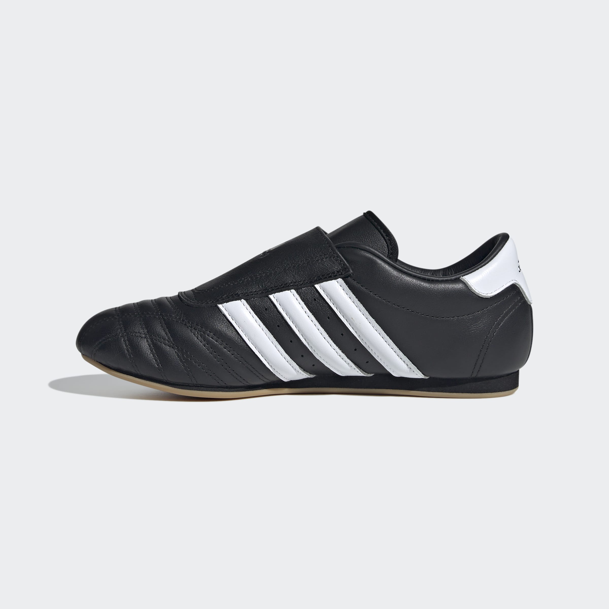 Women's adidas Originals Taekwondo Shoes Core Black / Cloud White / Gum