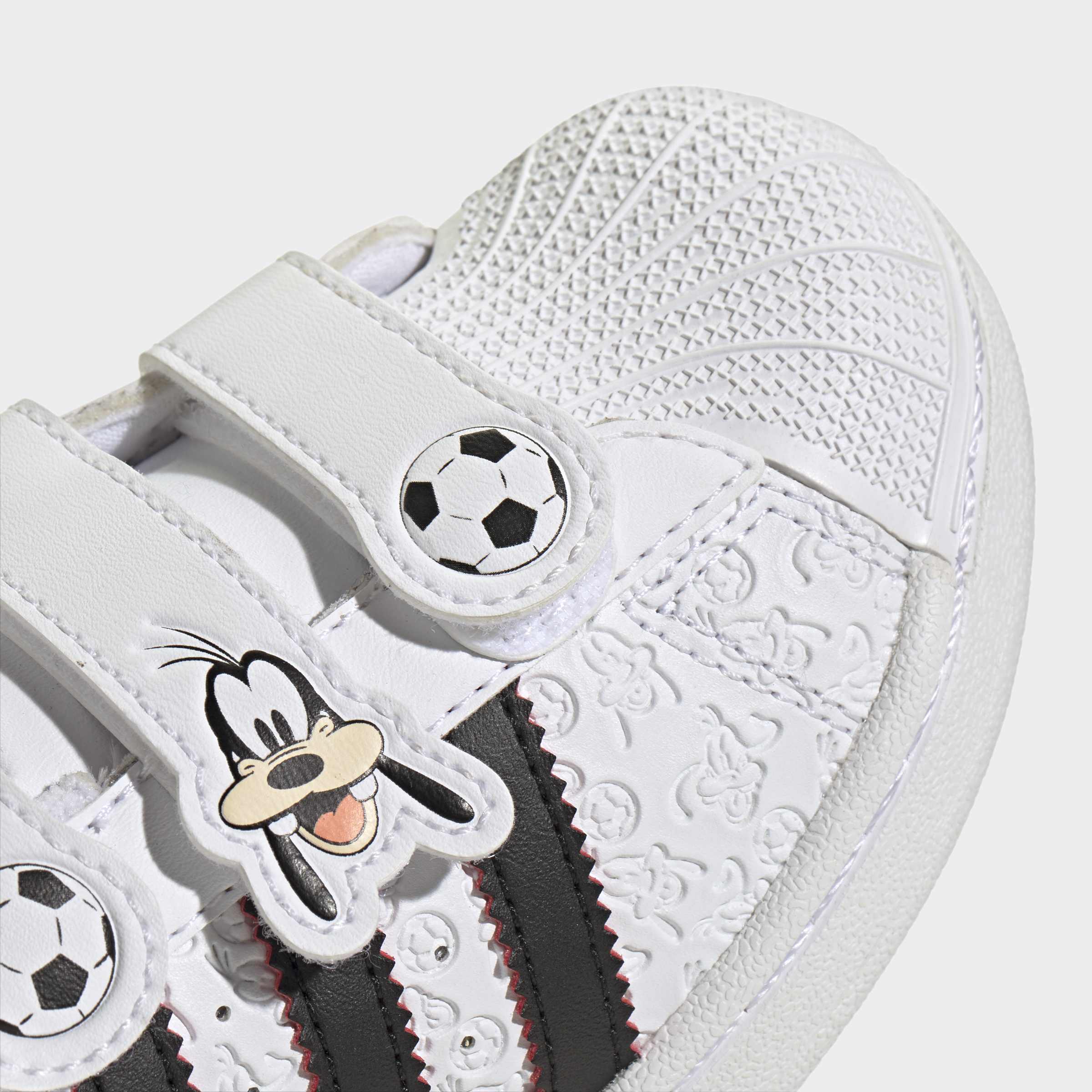 Little Kids adidas Originals Disney Superstar II Comfort Closure Shoes Goofy
