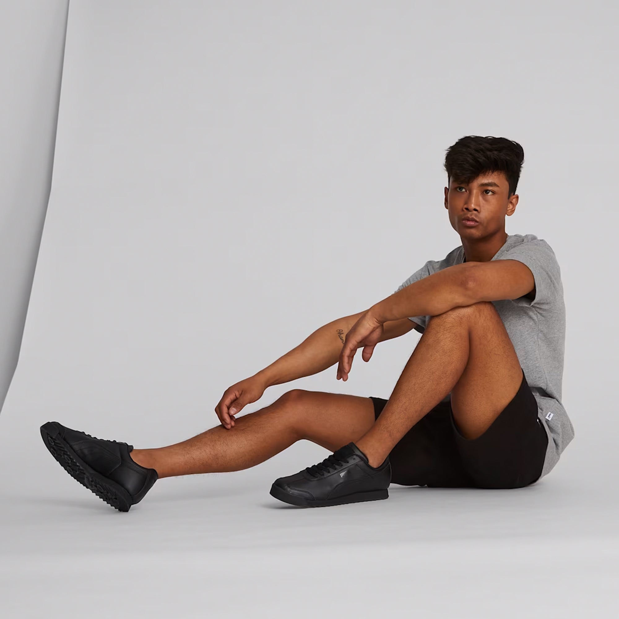 Men's PUMA Roma Basic Sneakers Black