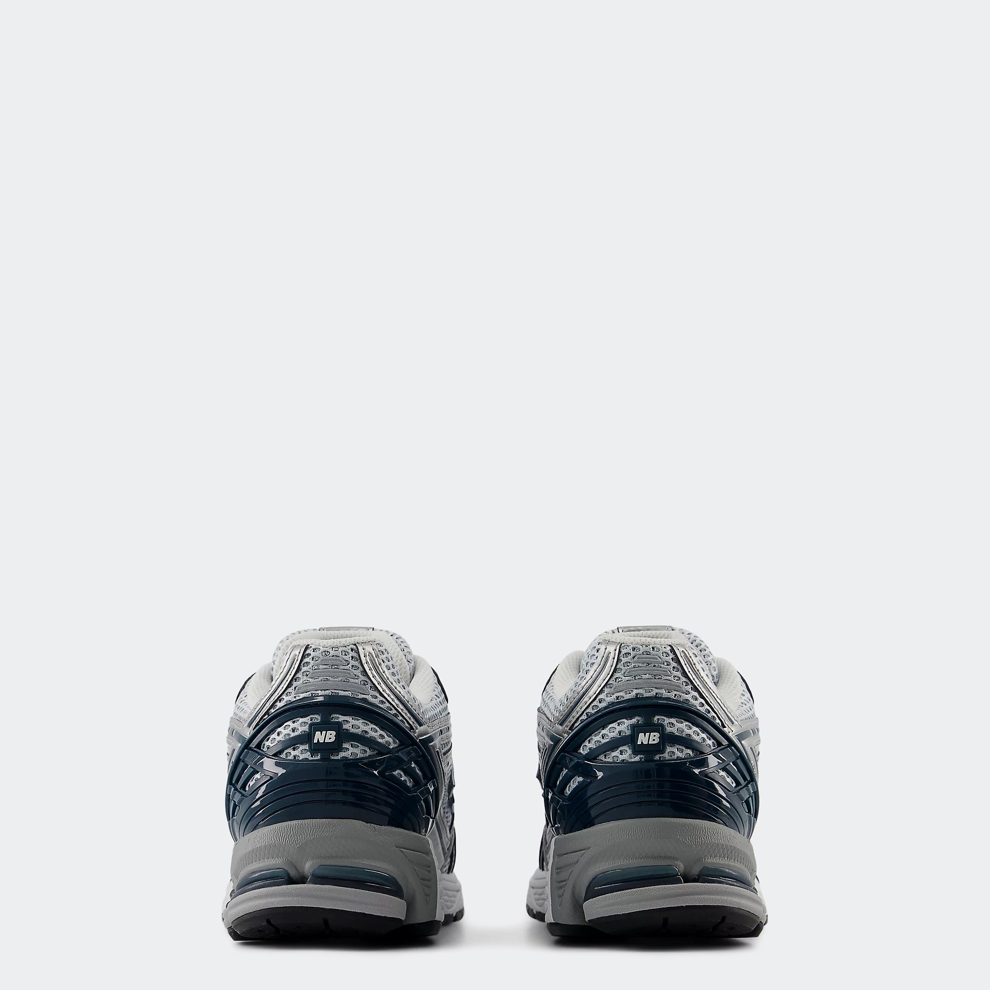 Unisex New Balance 1906R Shoes Silver Metallic