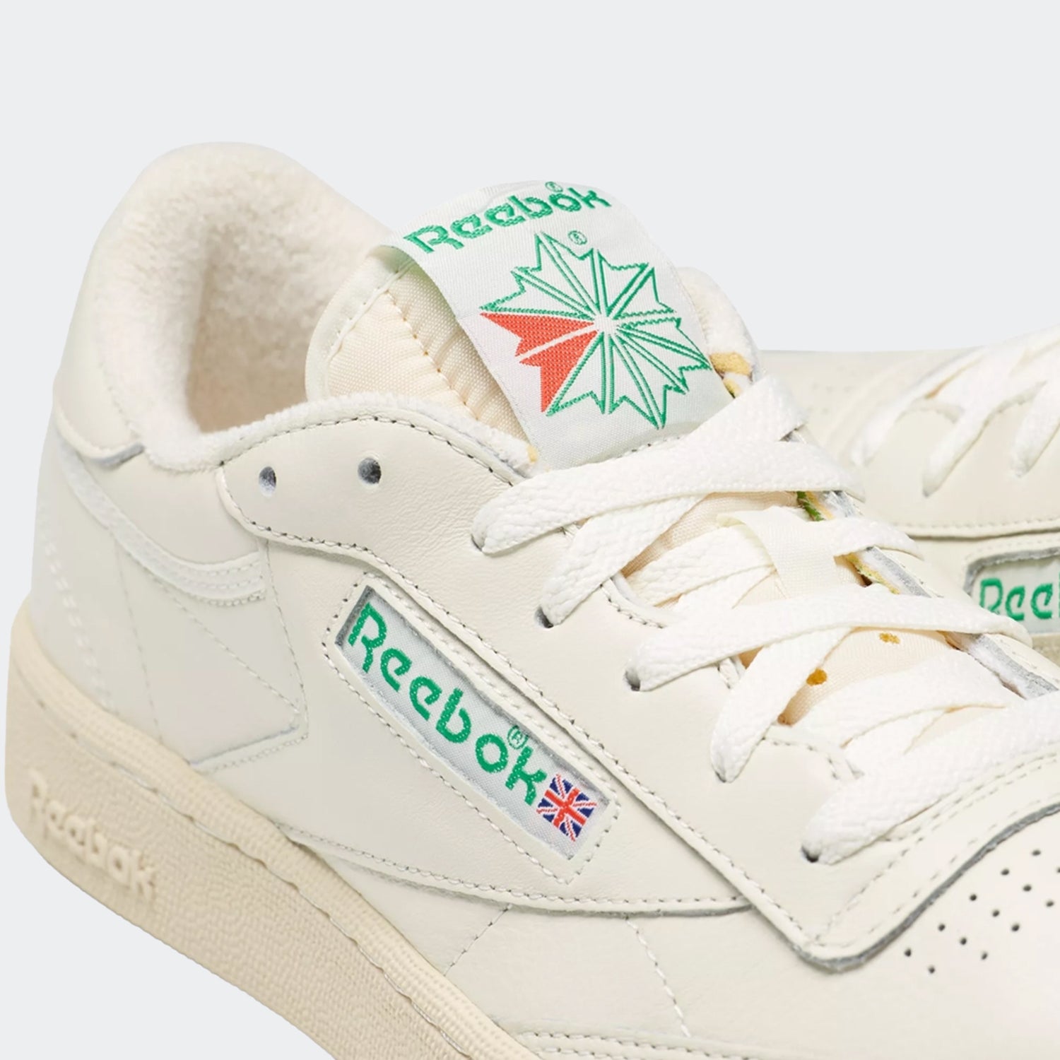 Unisex Reebok Club C 85 Vintage Shoes Chalk / Paperwhite / Glen Green
