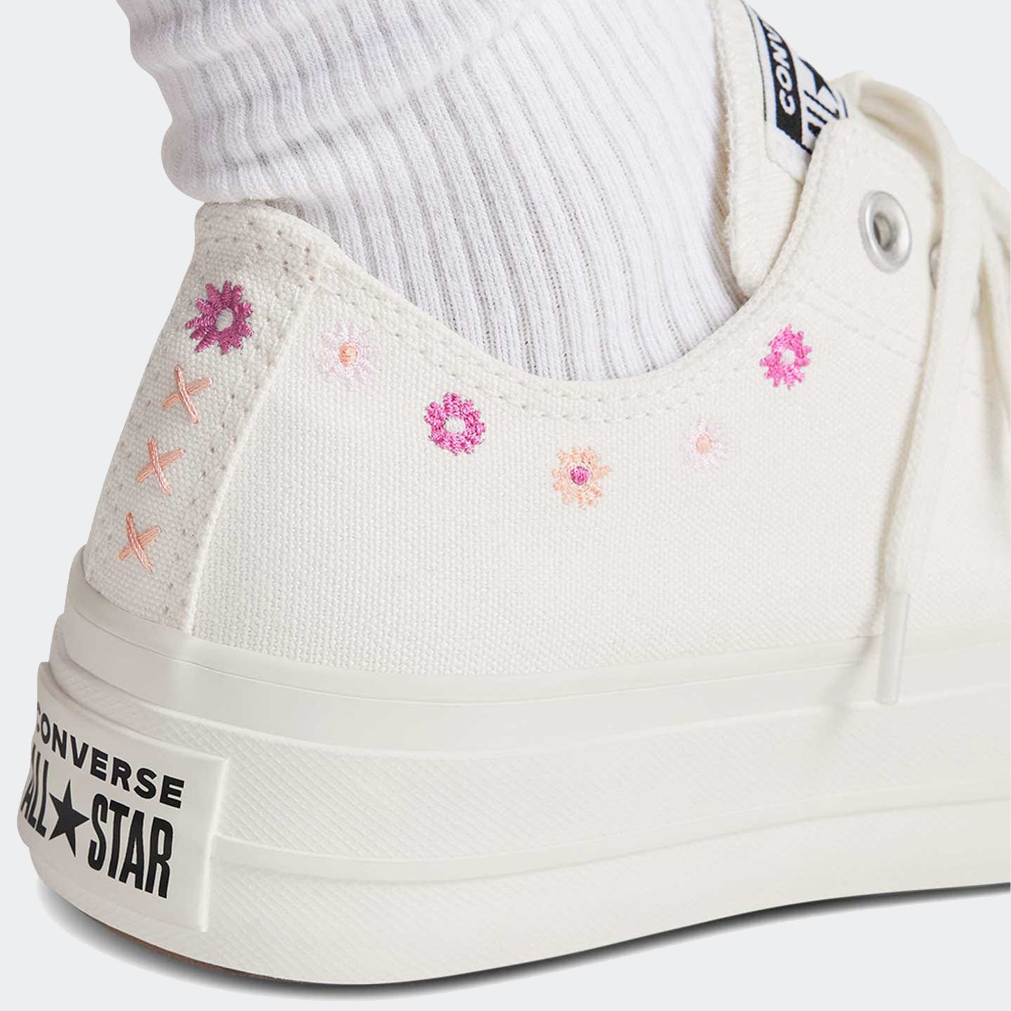 Women's Converse Chuck Taylor All Star Lift Ox Platform Low Top Shoes Egret Floral