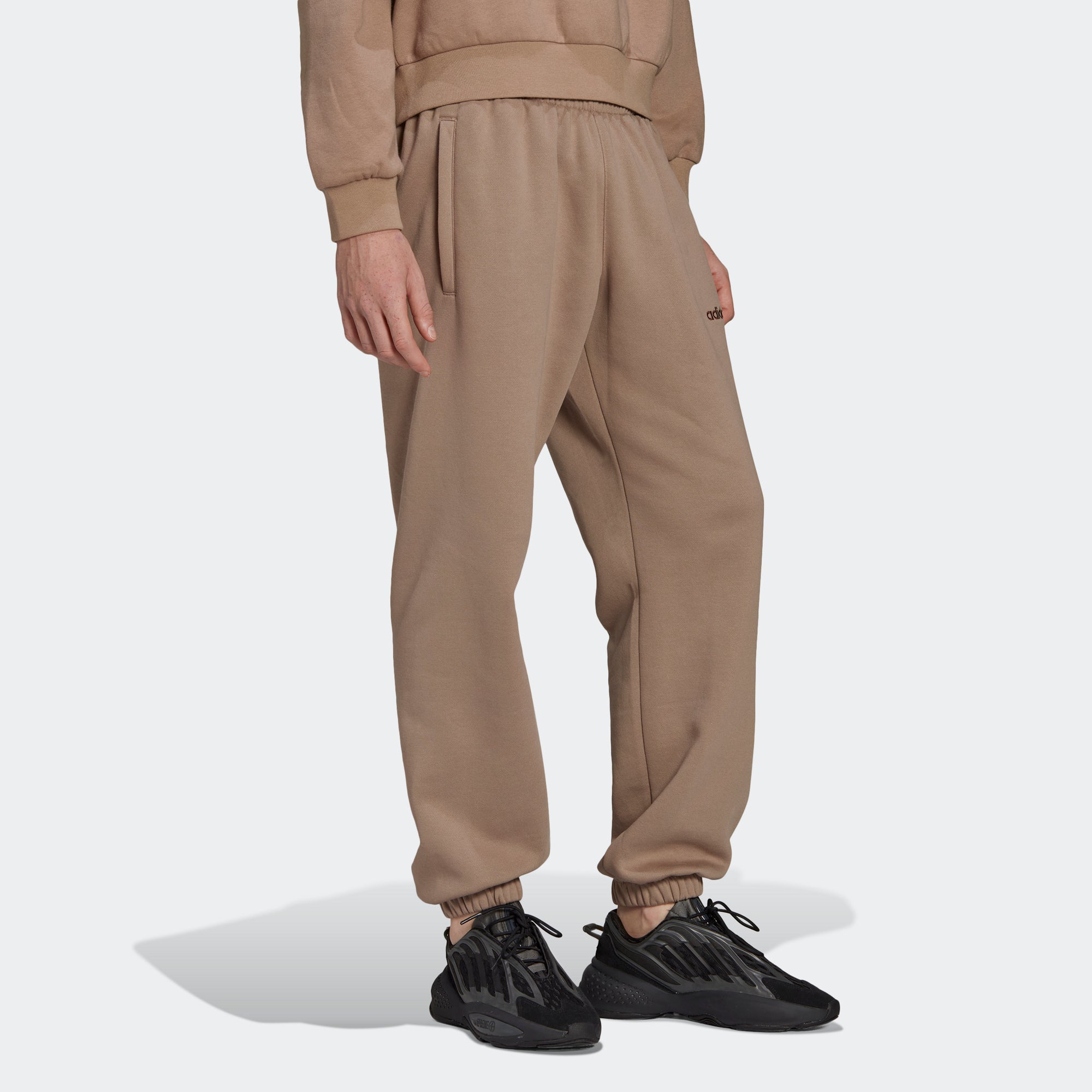 Men's adidas Originals Trefoil Linear Sweatpants Chalky Brown