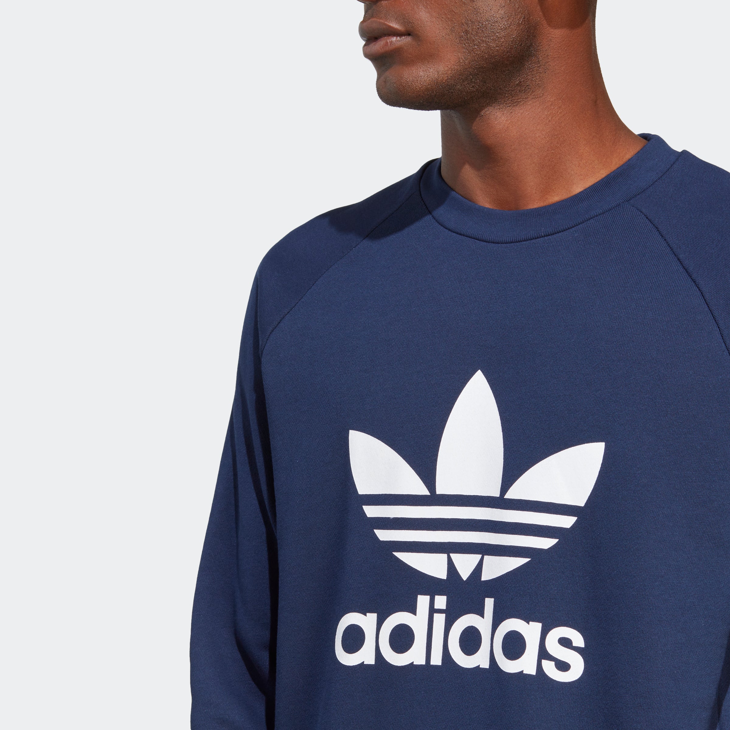 Men’s adidas Originals Adicolor Classics Trefoil Crewneck Sweatshirt Night Indigo
