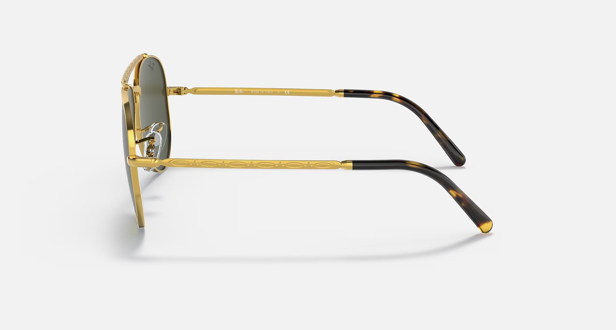 Ray-Ban New Aviator Sunglasses Polished Gold