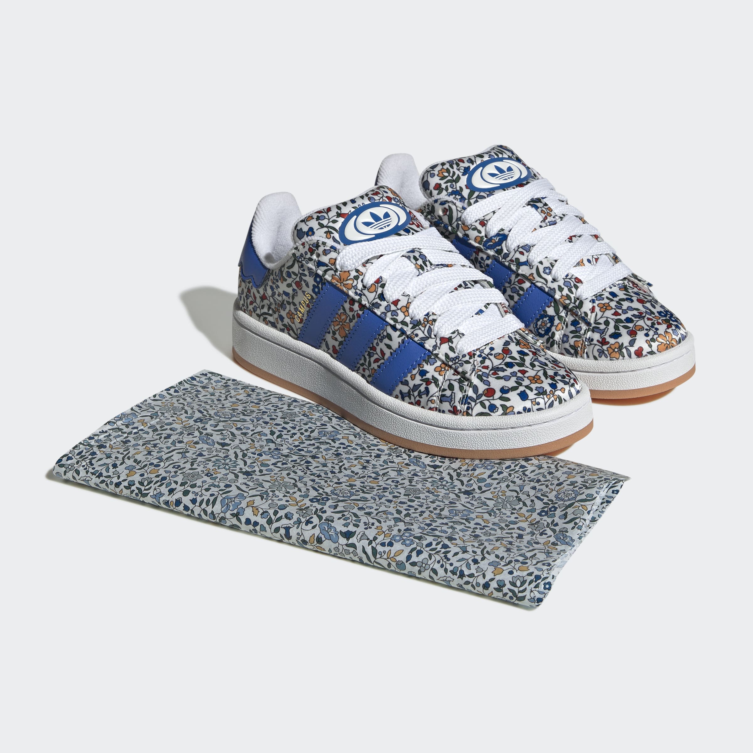 Big Kids adidas Originals Campus 00S x Liberty London Shoes Blue / Blue / Off White