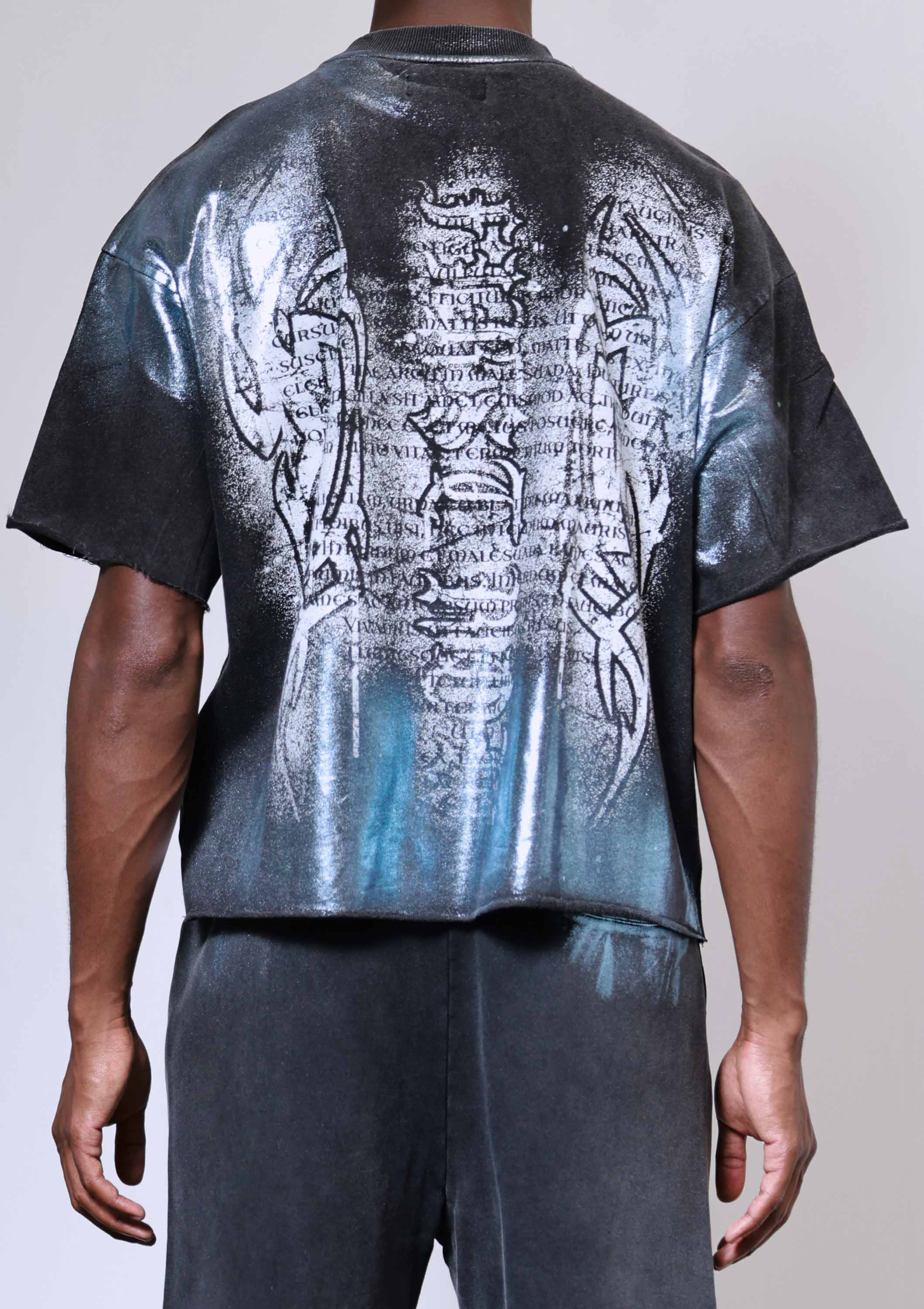 Men's First Row Y2K Tribal Crop Tee Black