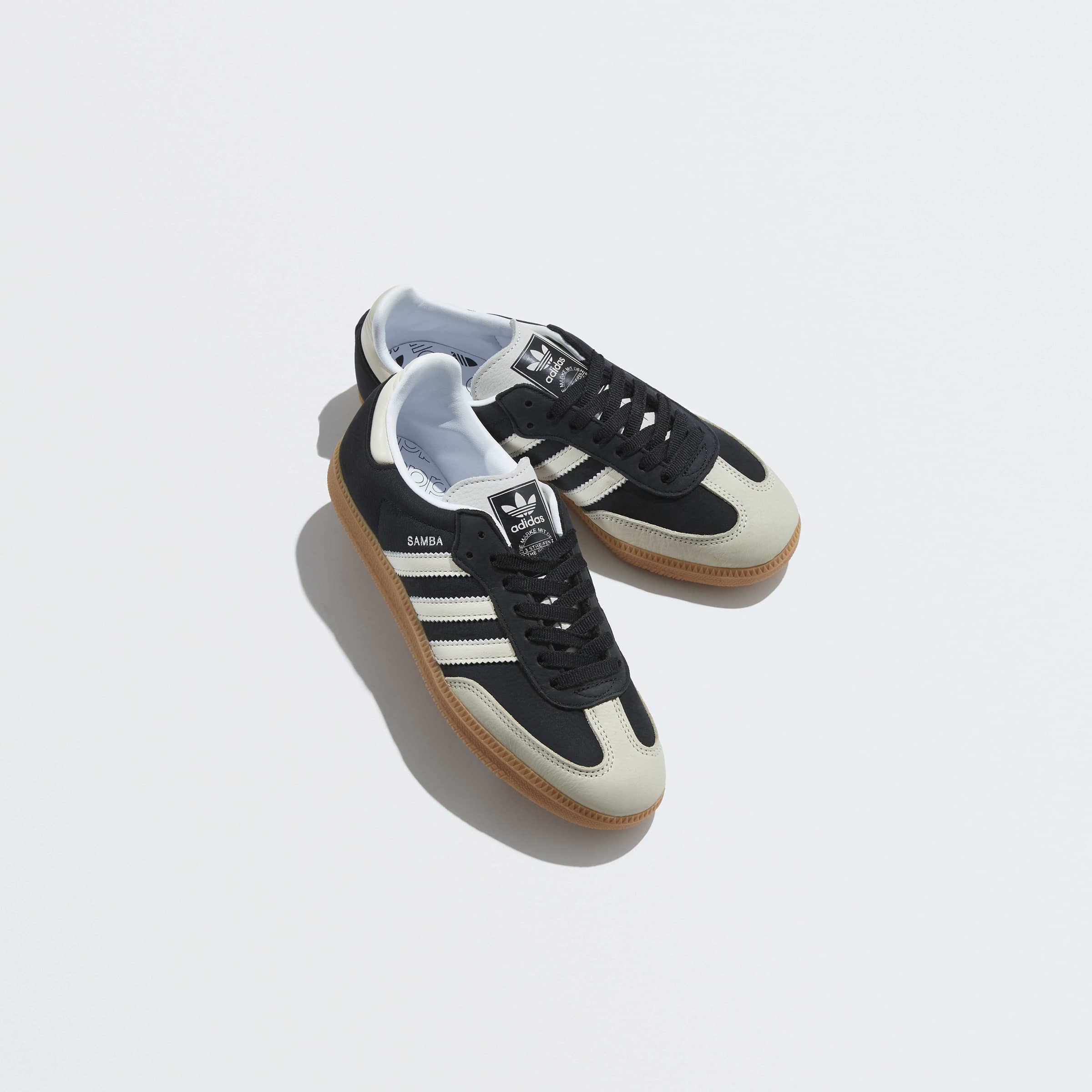 Women's adidas Originals Samba OG Shoes Black / Wonder White