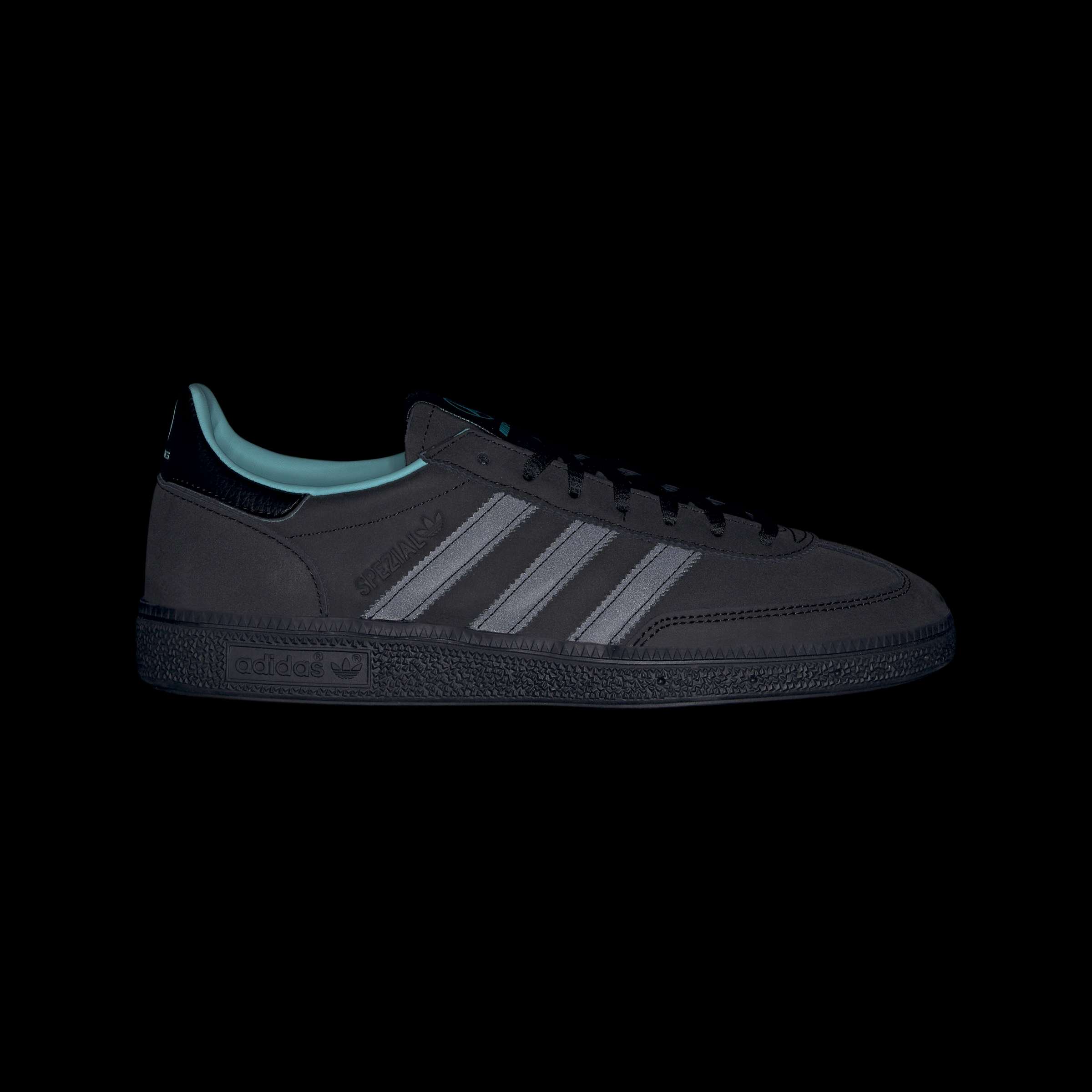 Men's adidas Originals Handball Spezial Mercedes Shoes Core Black / Semi Mint Rush