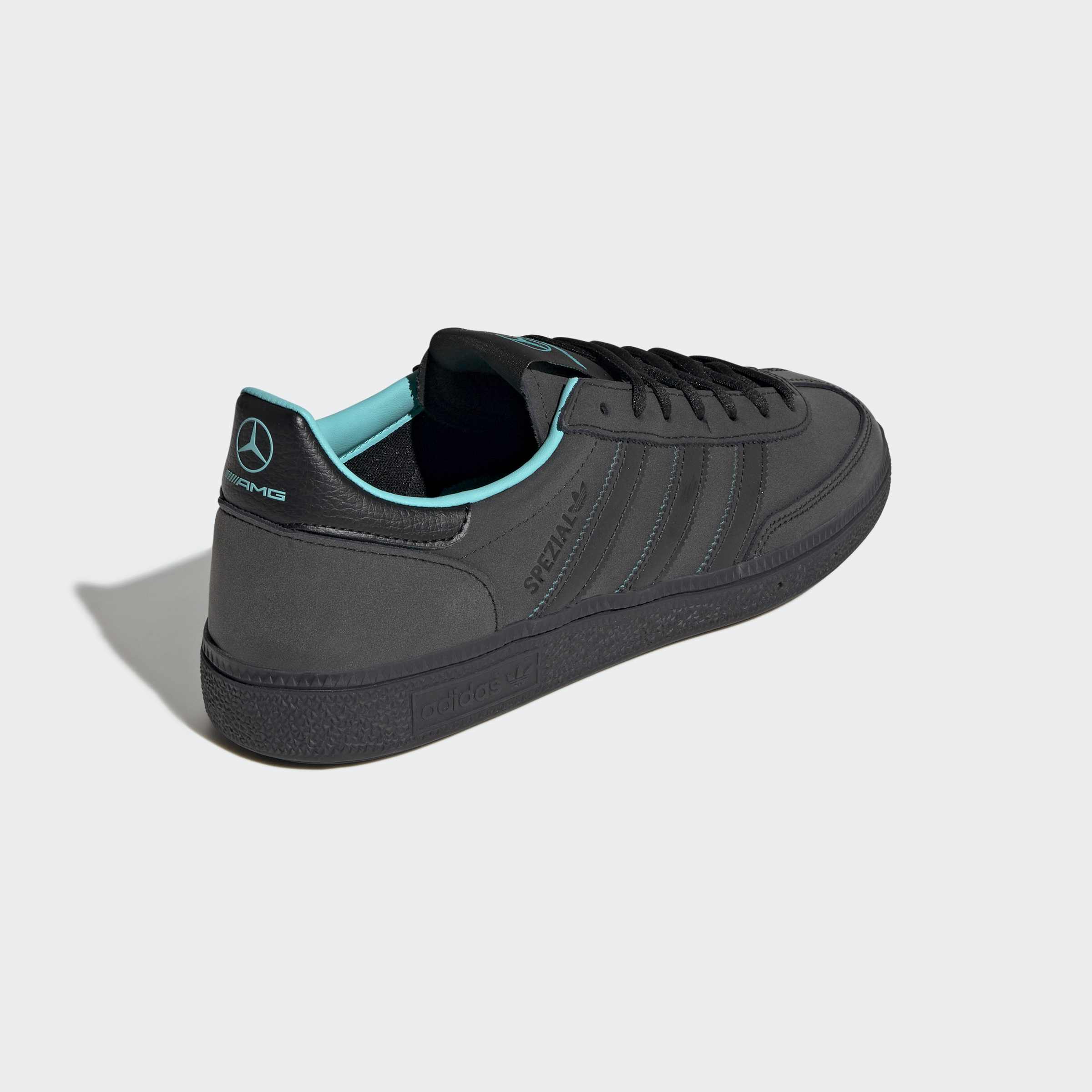Men's adidas Originals Handball Spezial Mercedes Shoes Core Black / Semi Mint Rush