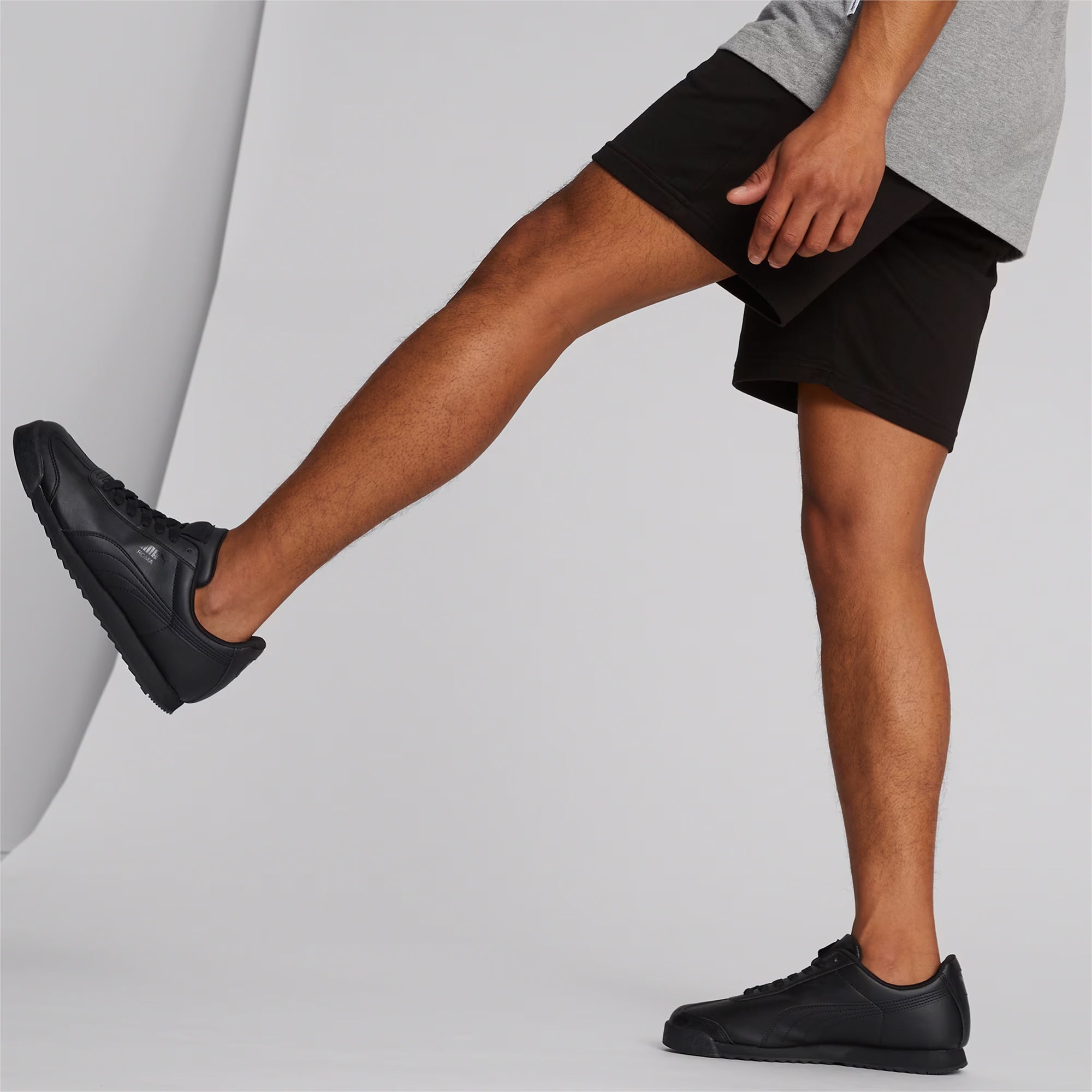 Men's PUMA Roma Basic Sneakers Black