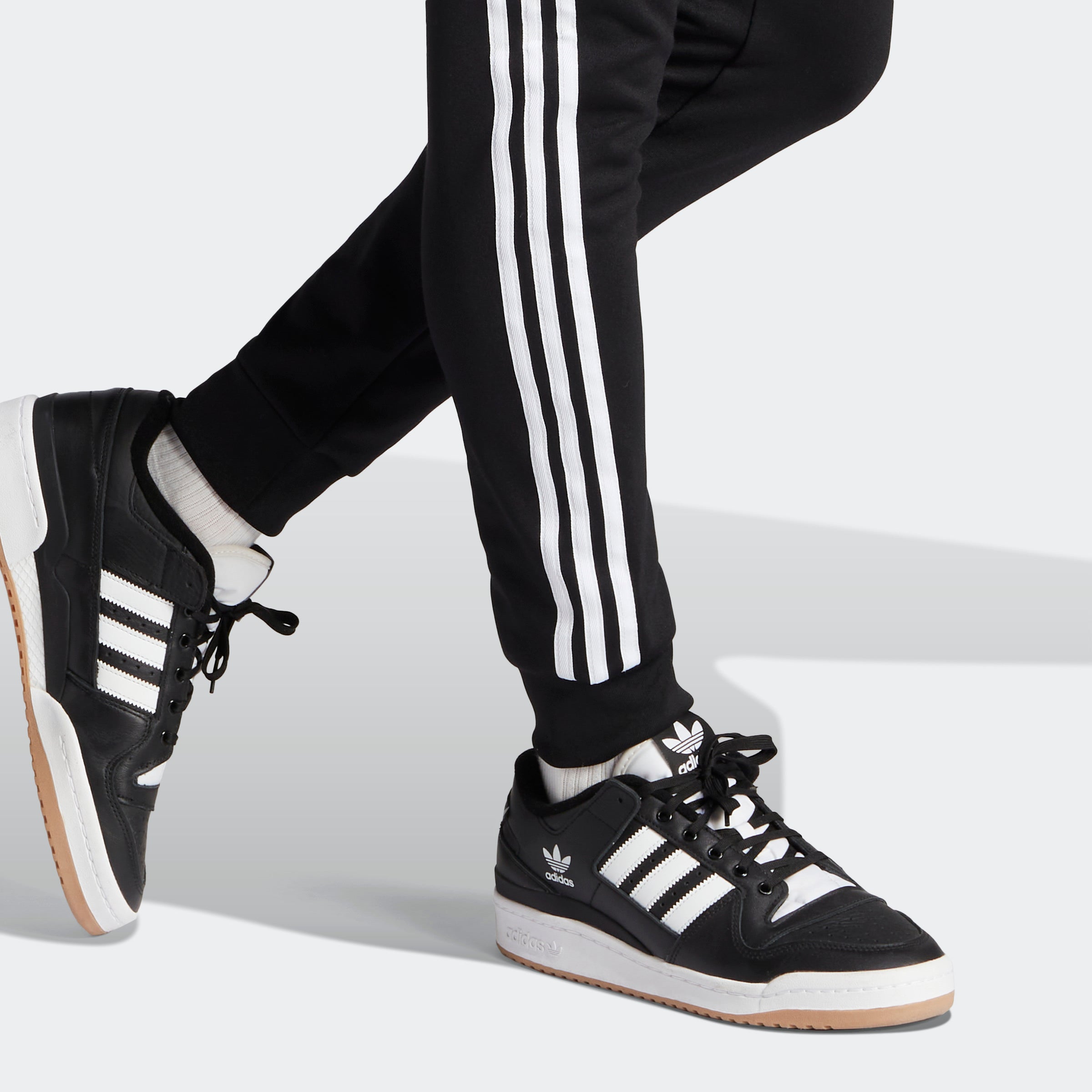Men's adidas Originals Adicolor Classics SST Track Pants Black