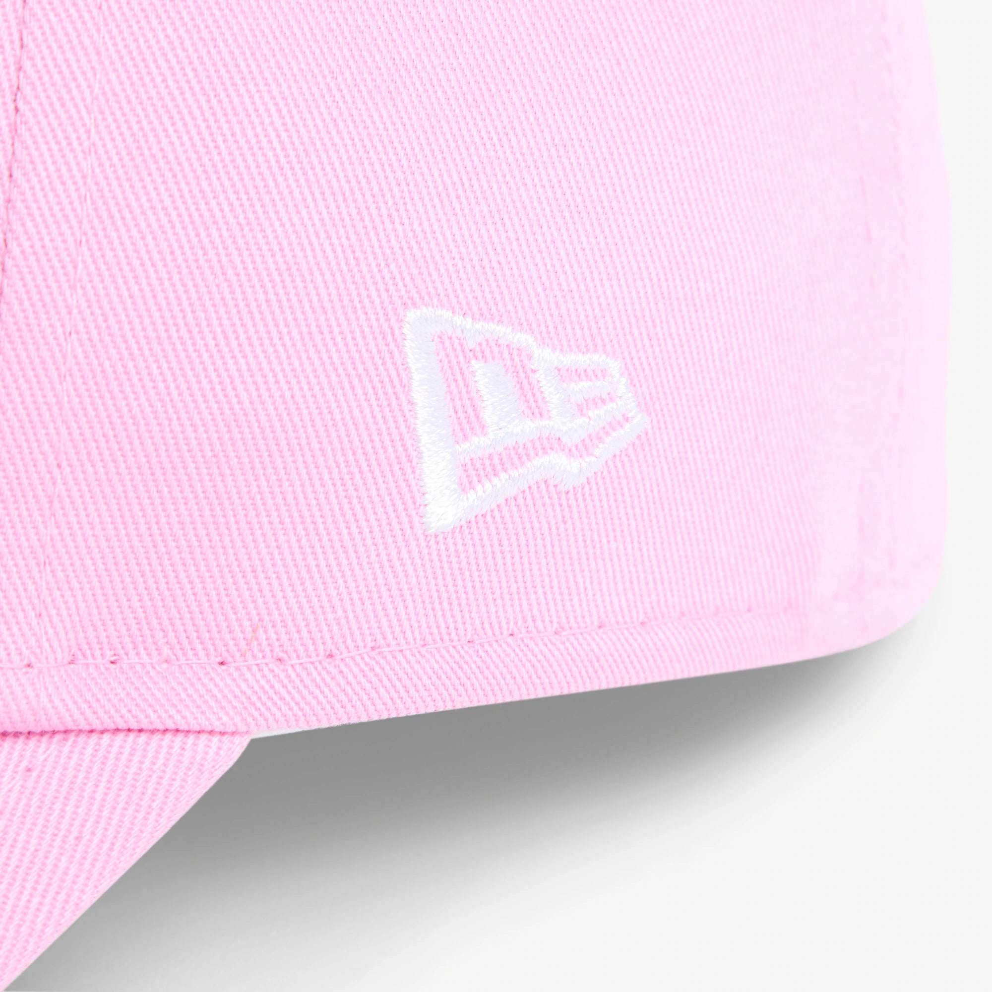 Women's Lacoste x New Era Cap Pink