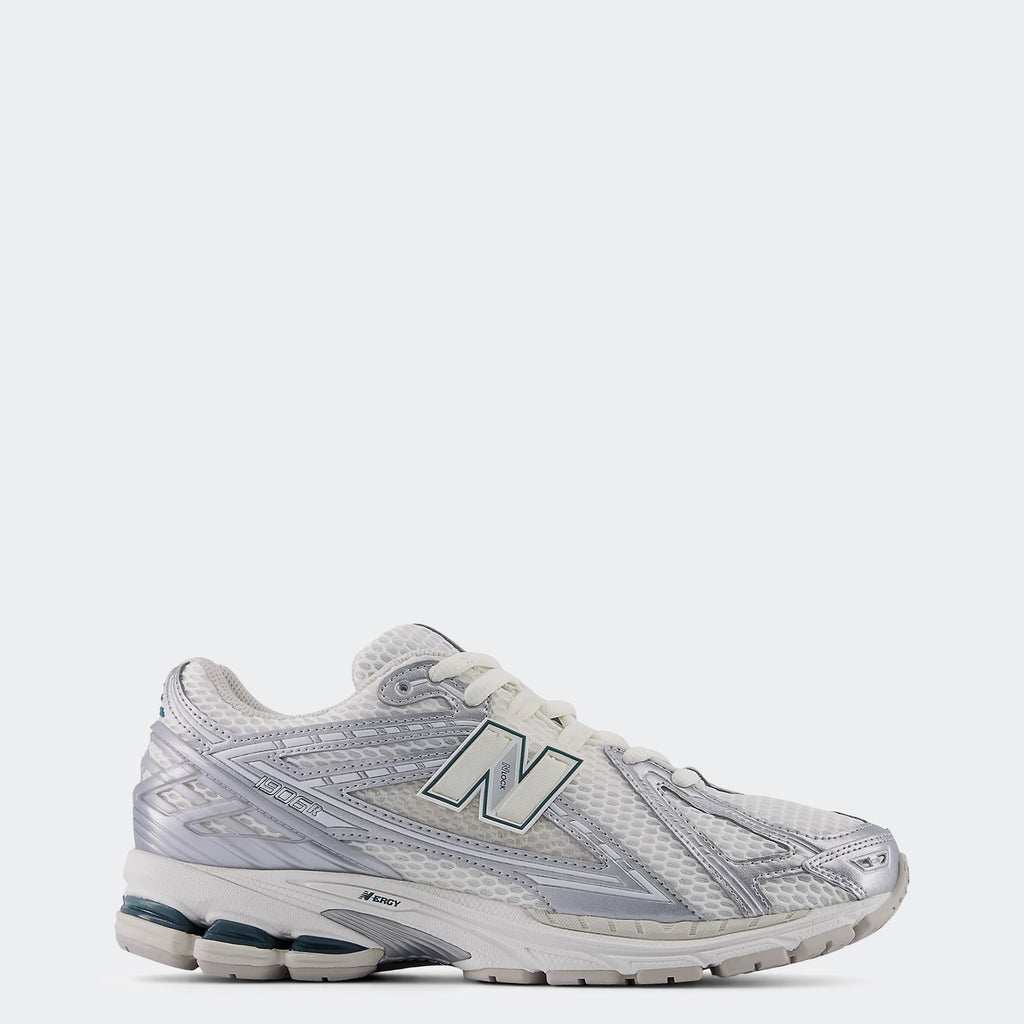 Unisex New Balance 1906R Shoes Silver Metallic