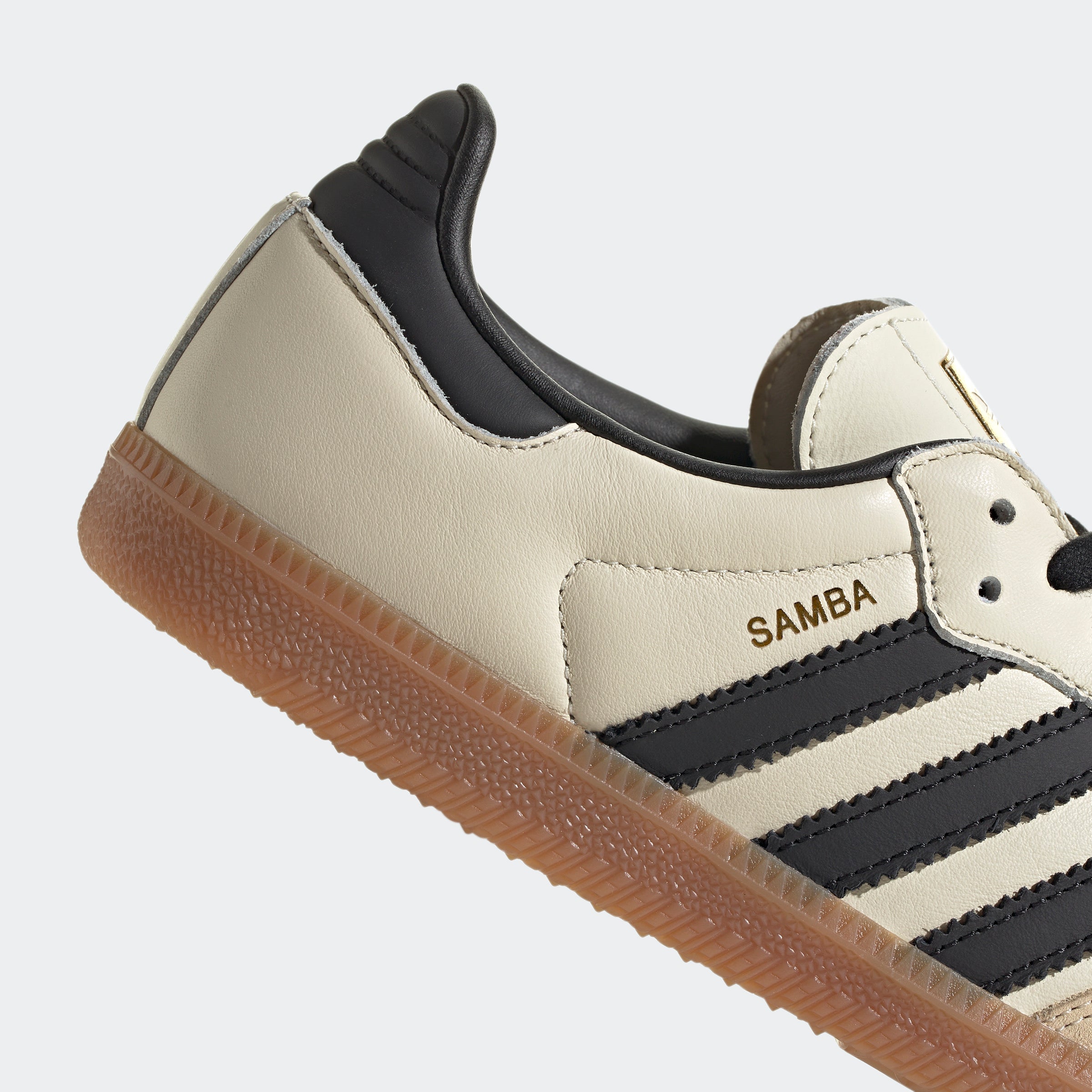 Women's adidas Originals Samba OG Shoes Cream White / Core Black / Sand Strata
