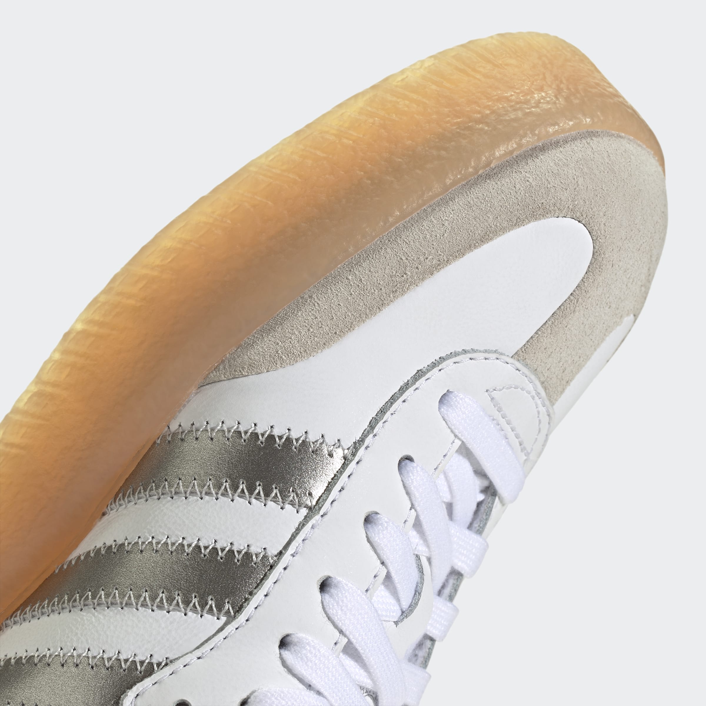 Women's adidas Originals Sambae Shoes Silver Metallic / Gum