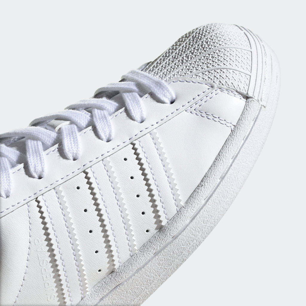 Kids' adidas Originals Superstar Shoes White