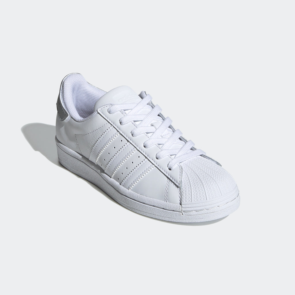 Kids' adidas Originals Superstar Shoes White