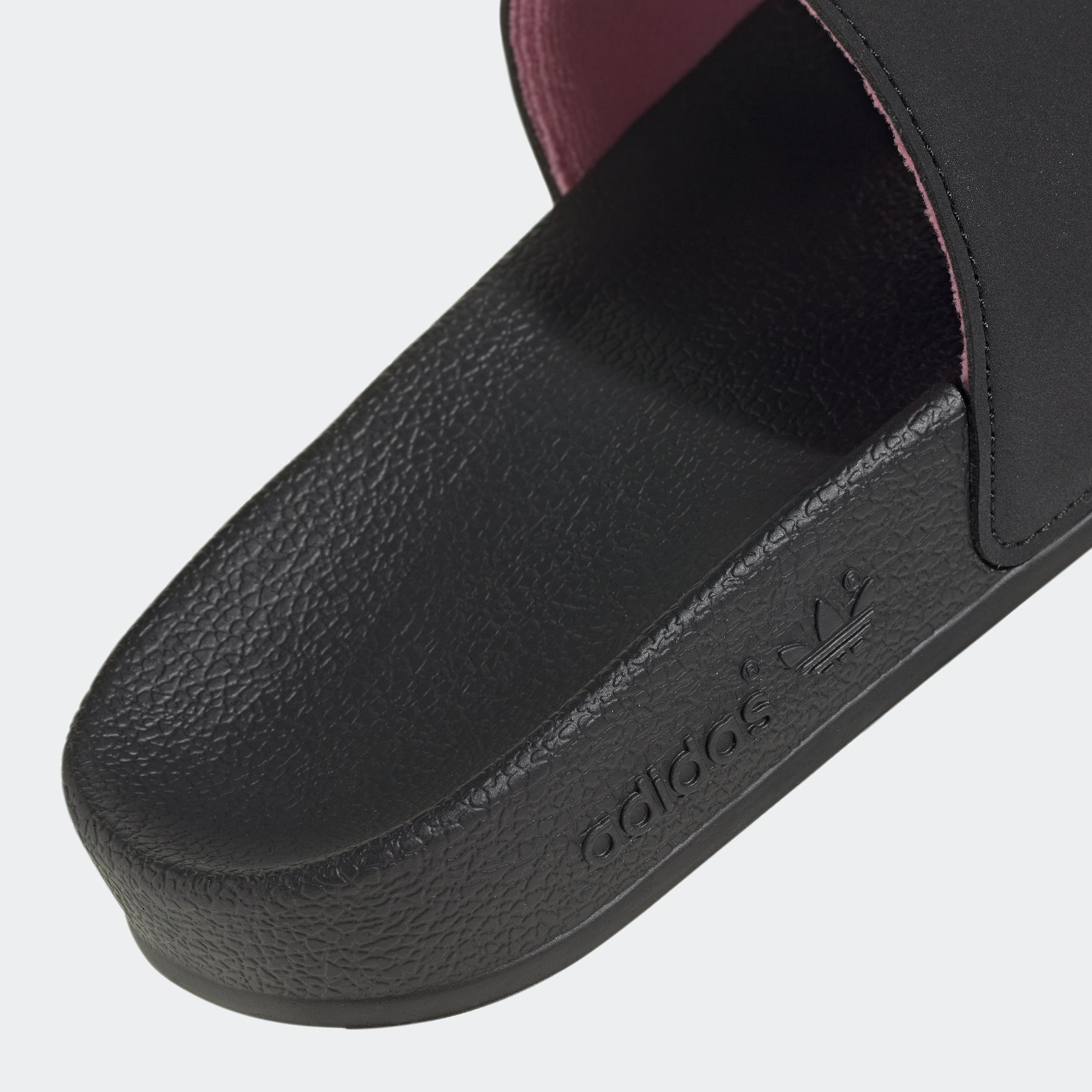 Kids adidas Originals Adilette x André Saraiva Slides