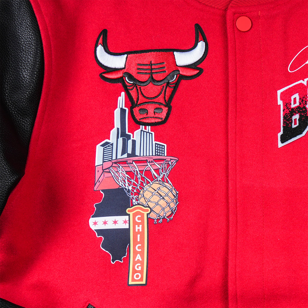 Men’s Pro Standard Chicago Bulls Varsity Jacket Red