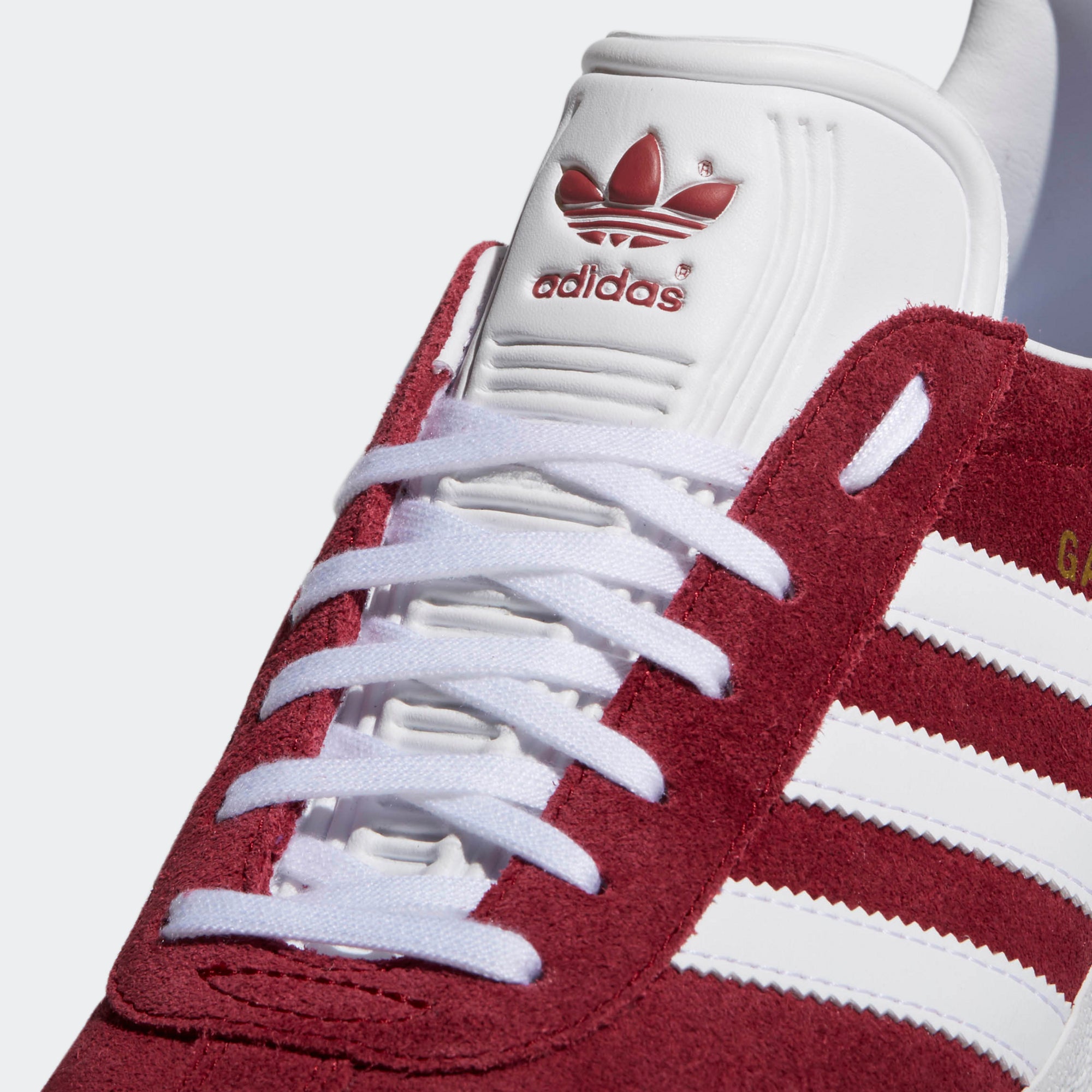 Men's adidas Gazelle Shoes Burgundy B41645 | Chicago City Sports | laces view